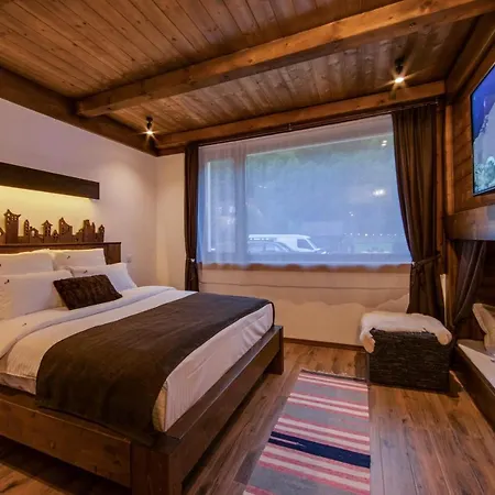 Avalanche Plaiul Foii Chalet