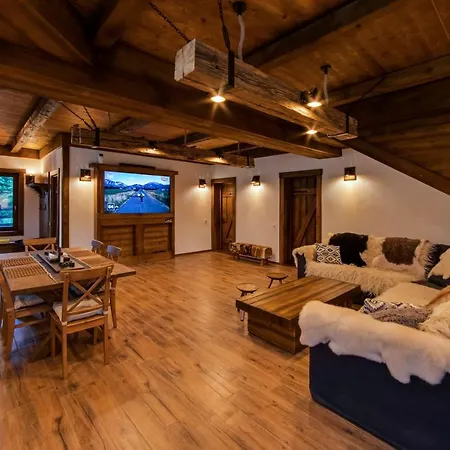 Avalanche Plaiul Foii Chalet