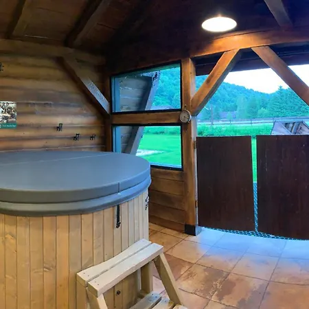Avalanche Plaiul Foii Chalet